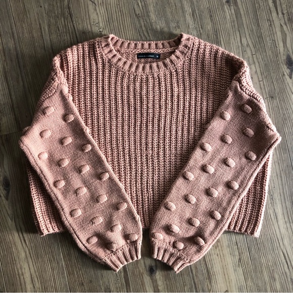 Moon & Madison cropped bubble sleeve neutral sweater - Picture 9 of 11